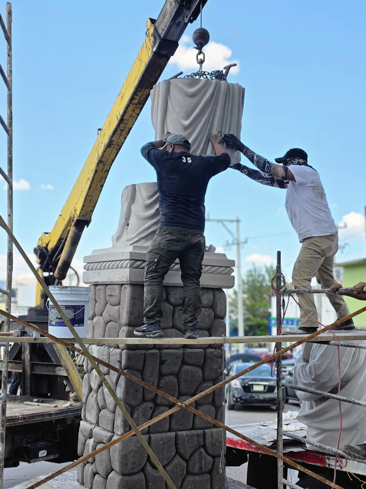 instalación — Escultura de San Judas